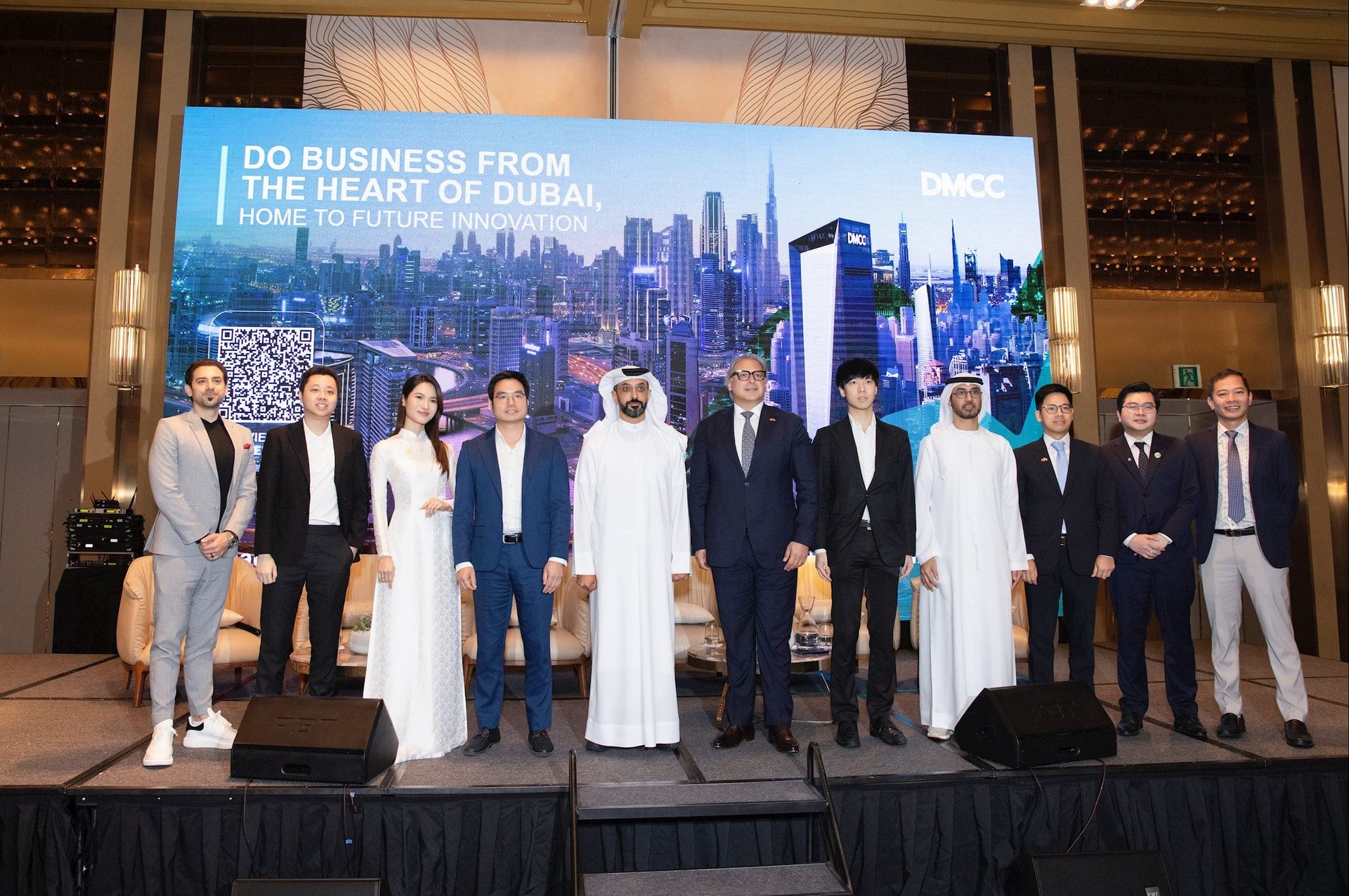 Đại diện Trung tâm Hàng hóa Dubai (DMCC) và các diễn giả, đối tác của sự kiện