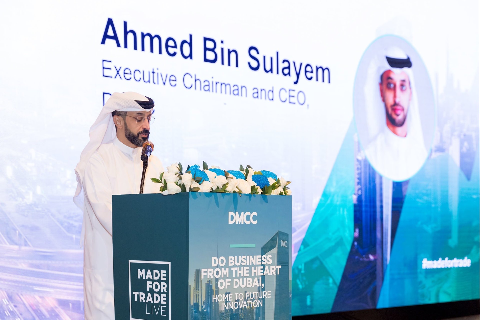 Tỷ phú Ahmed Bin Sulayem phát biểu trước hơn 200 doanh nghiệp có mặt tại sự kiện