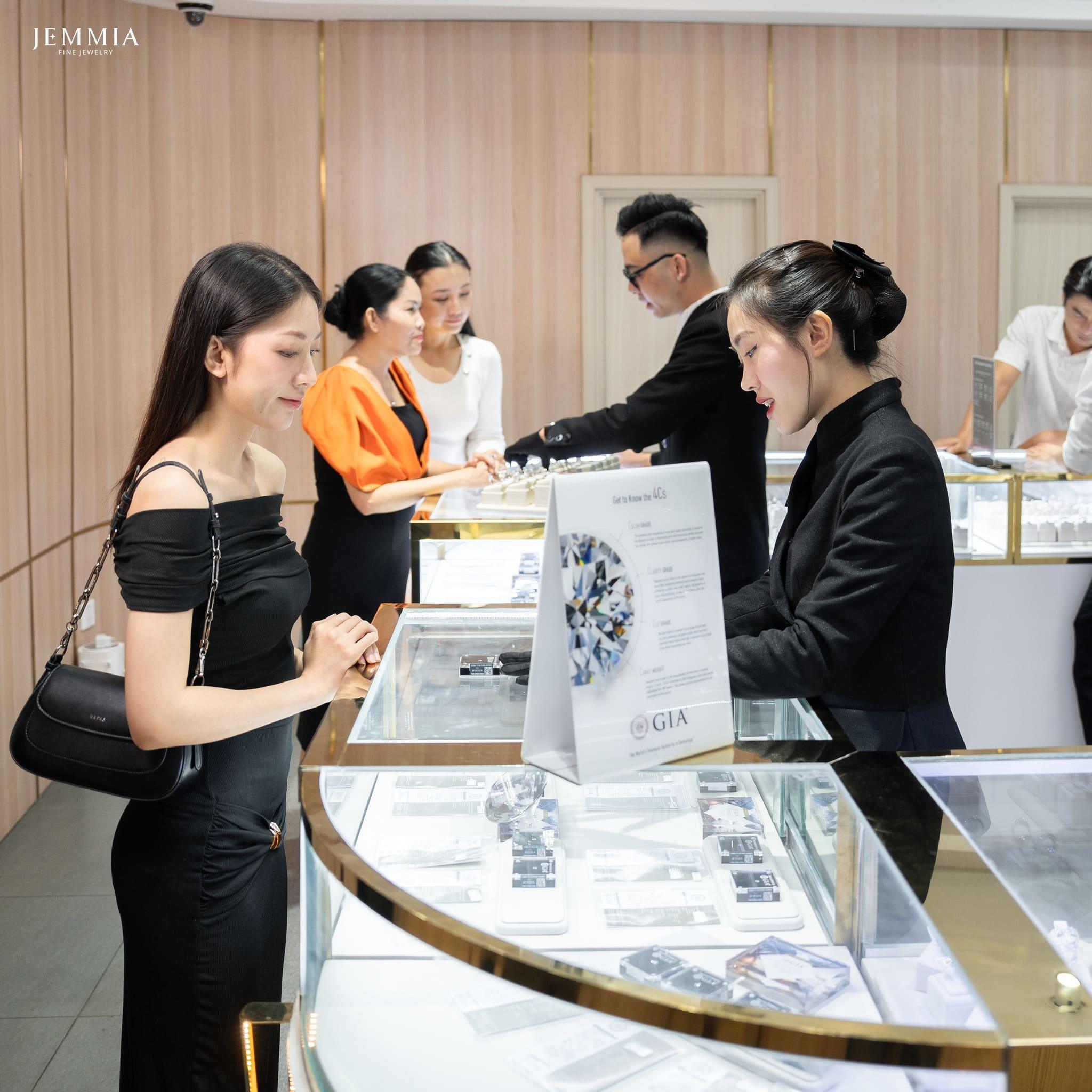 Jemmia - Địa chỉ mua kim cương uy tín