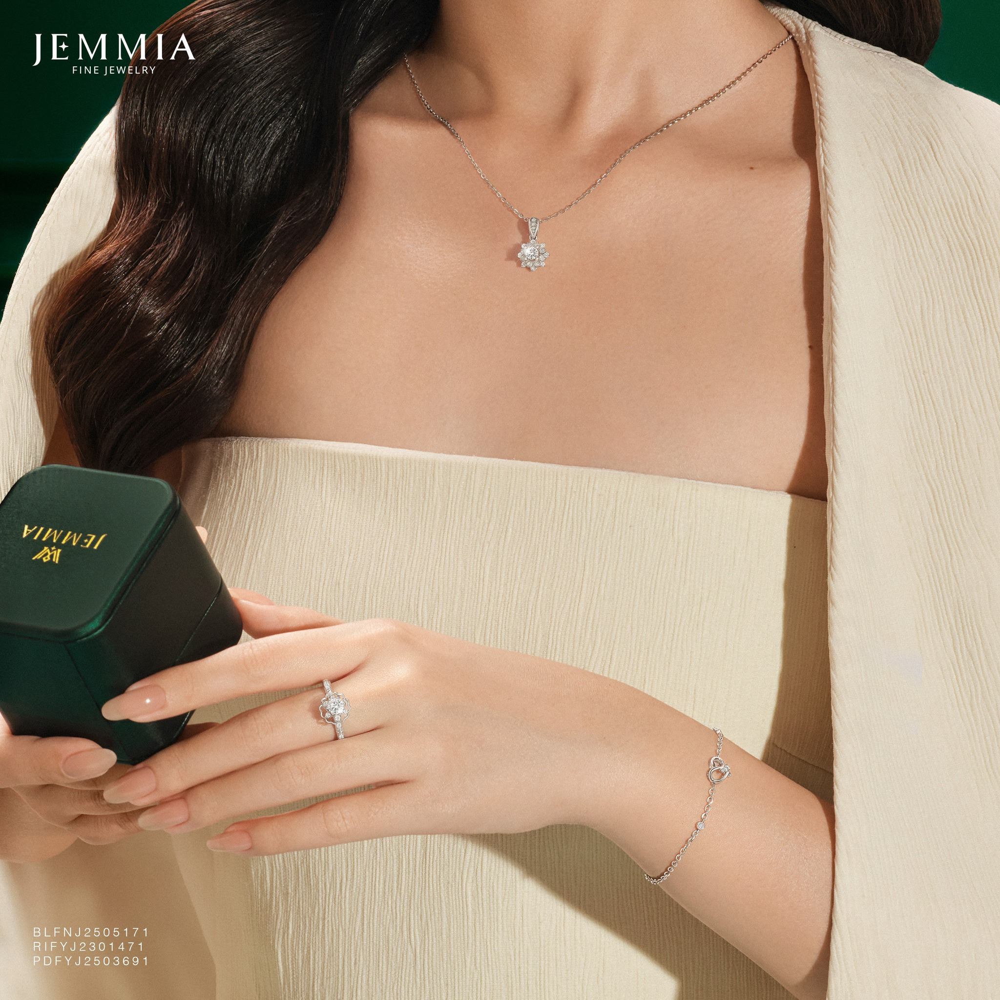 hột xoàn 8ly1 giá bao nhiêu