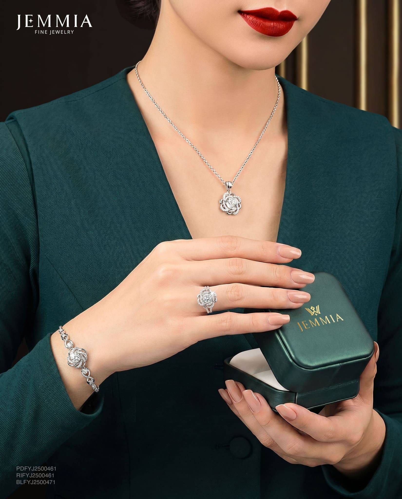 Giải đáp thắc mắc về kim cương nước D và nước F