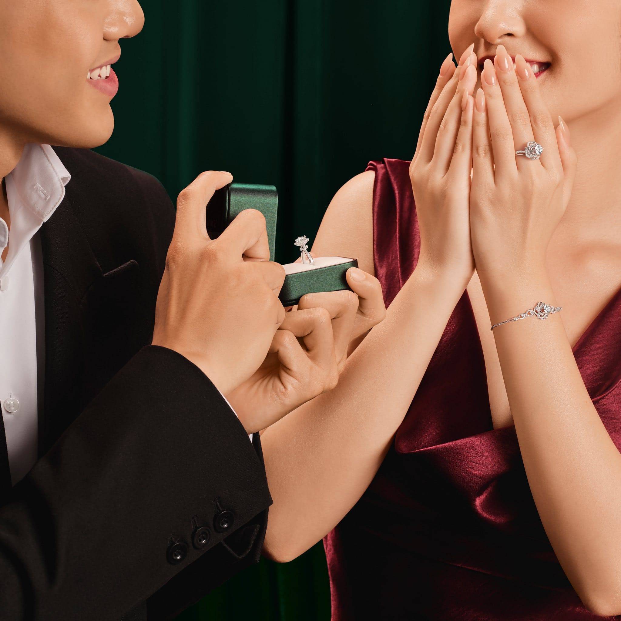 Trong nhân tướng và tâm lý học, kim cương tượng trưng cho ý chí kiên cường dưới áp lực cao, sự chân thành