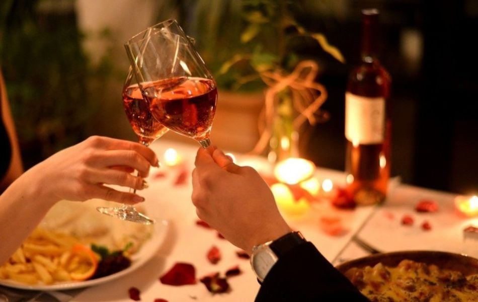 Kỷ niệm 1 năm ngày cưới được gọi là 