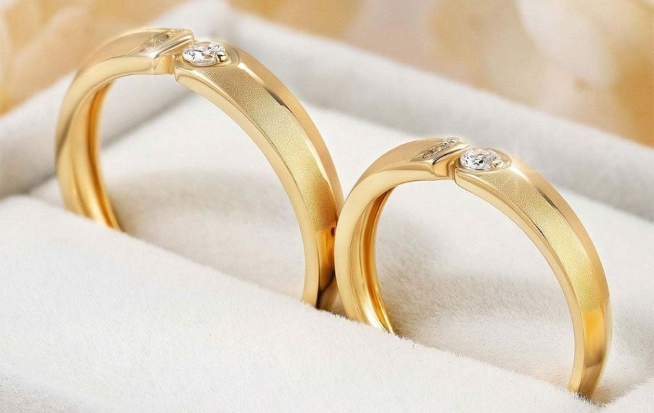Nhẫn cưới 10K có thể bị xỉn màu