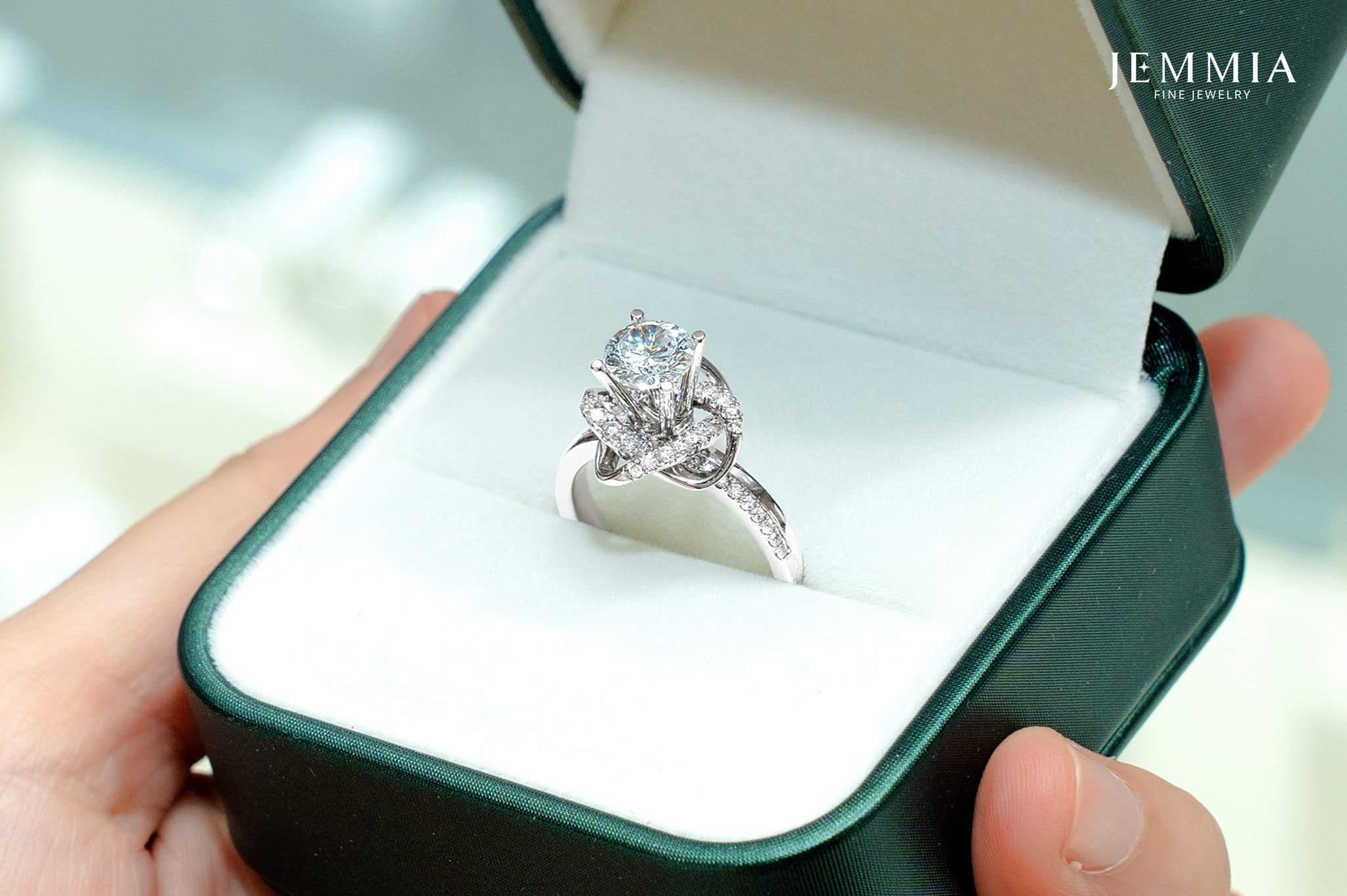 Nhẫn kim cương 1 tỷ bao nhiêu carat