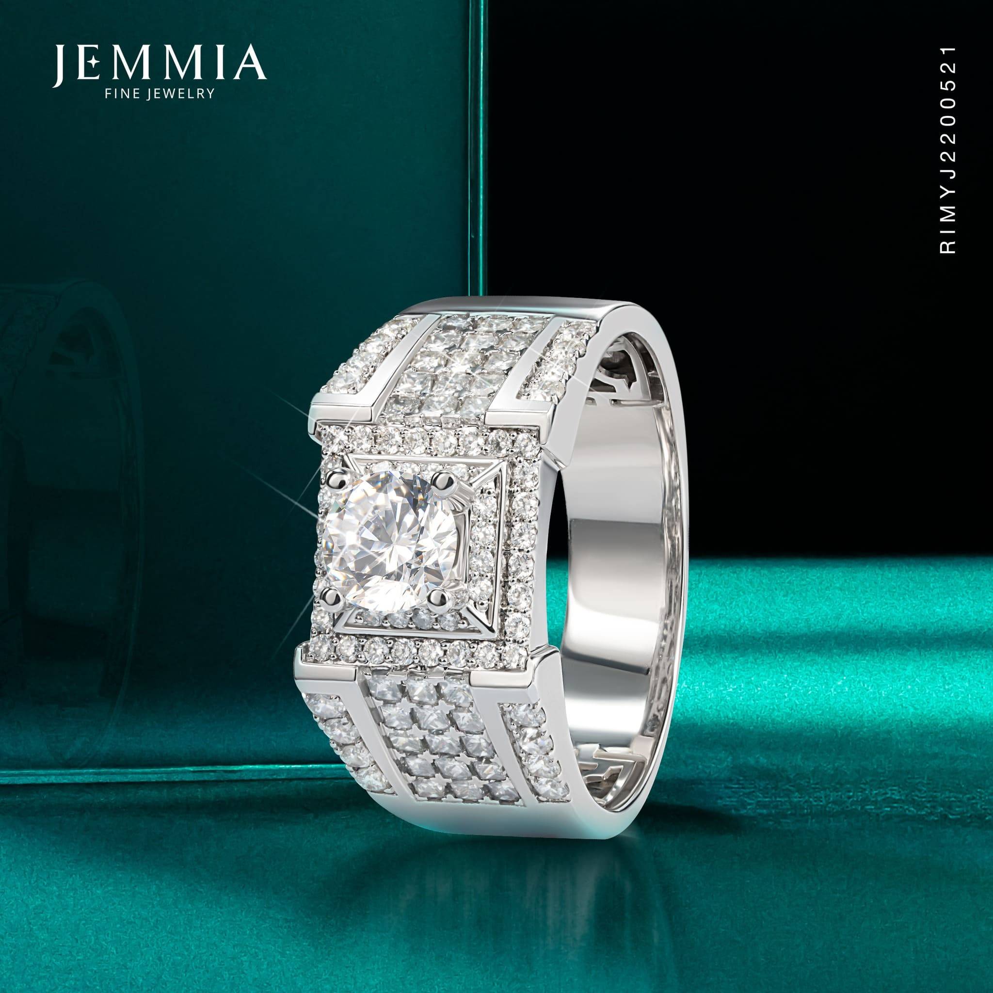 Men's diamond ring