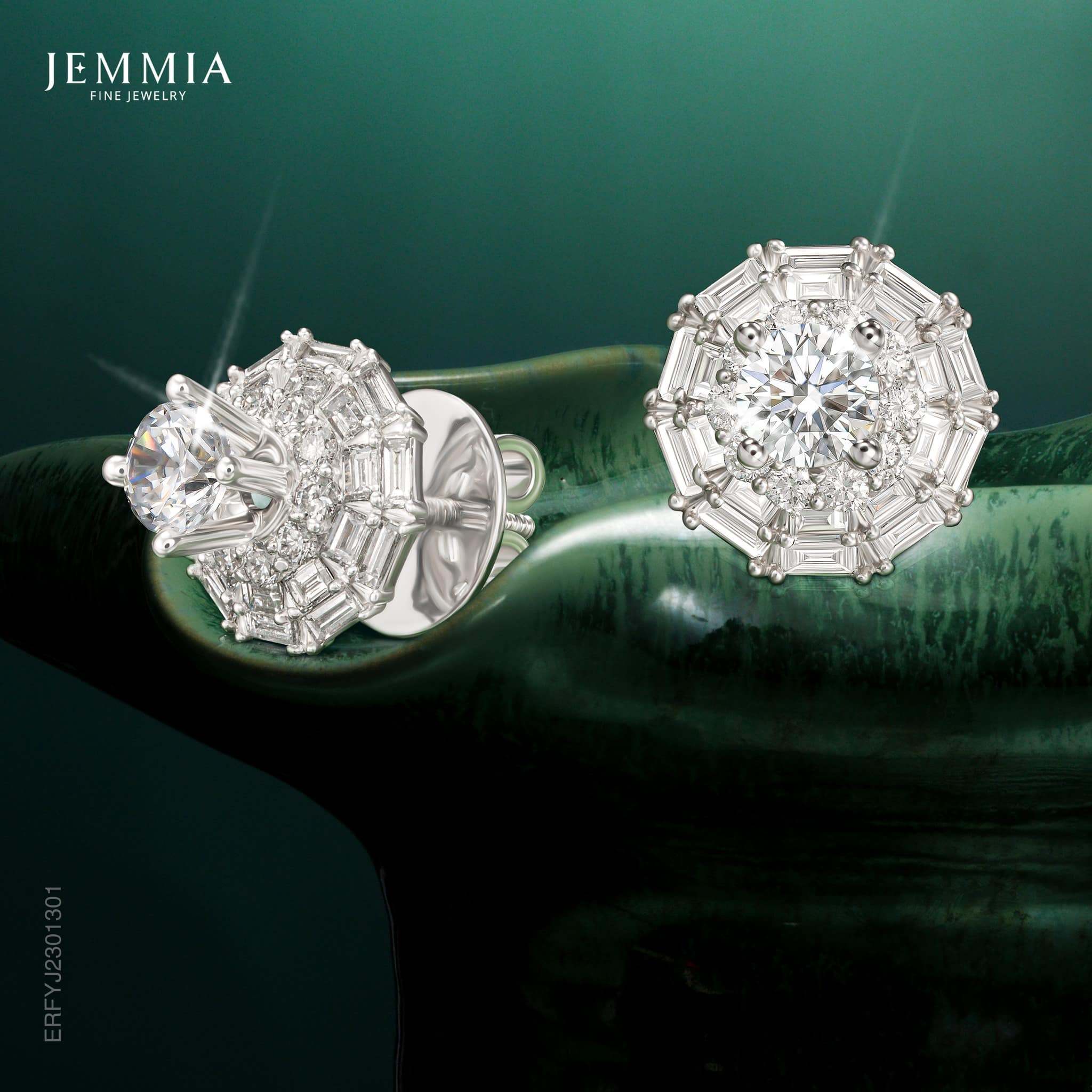 Vỏ Bông Tai Kim Cương Tự Nhiên Nữ - ERFYJ2301301 có thiết kế đối xứng tinh xảo, lung linh như ánh sao. Đây là món quà đẳng cấp, gửi trọn yêu thương đến mẹ.