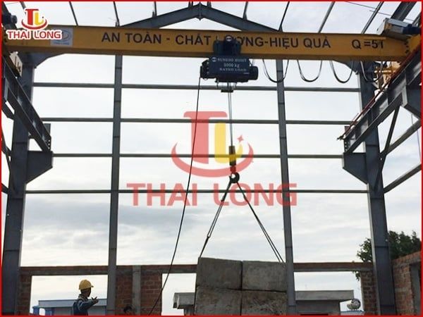 Giới thiệu về ảnh hưởng môi trường đến cầu trục dầm đơn