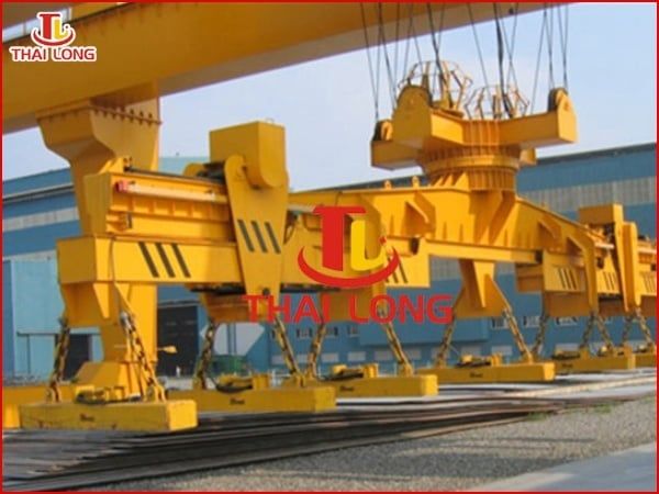 Lưu ý quan trọng khi bảo dưỡng mâm từ trong nhà máy thép