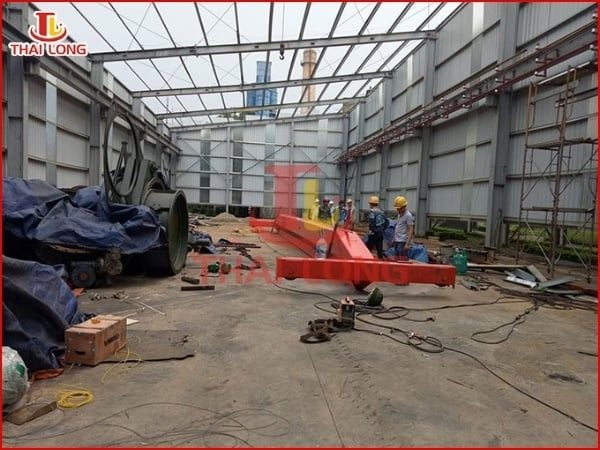 Quy trình lắp đặt cầu trục dầm đơn trong không gian hạn chế