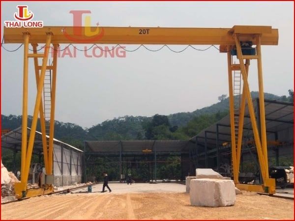 Ứng dụng cổng trục dầm đơn trong nhà xưởng