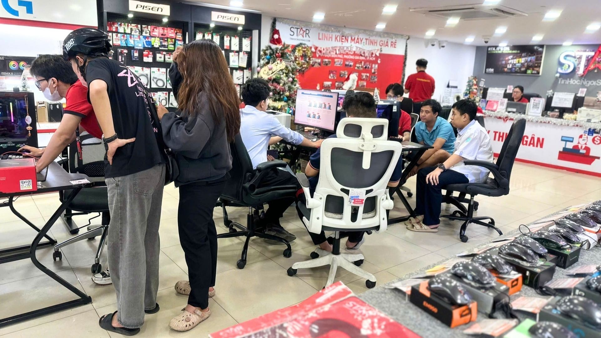 Tin Học Ngôi Sao chú trọng lắng nghe cẩn thận những nhu cầu cụ thể của từng khách hàng