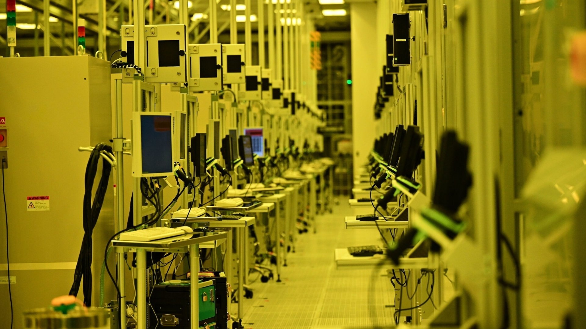 Fab 52 mới của Intel ở Chandler, Arizona - nơi sản xuất nơi sản phẩm đầu tiên sử dụng chip Intel 18A