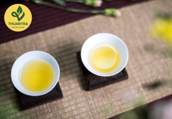 thưởng thức Trà Xanh Đặc Sản