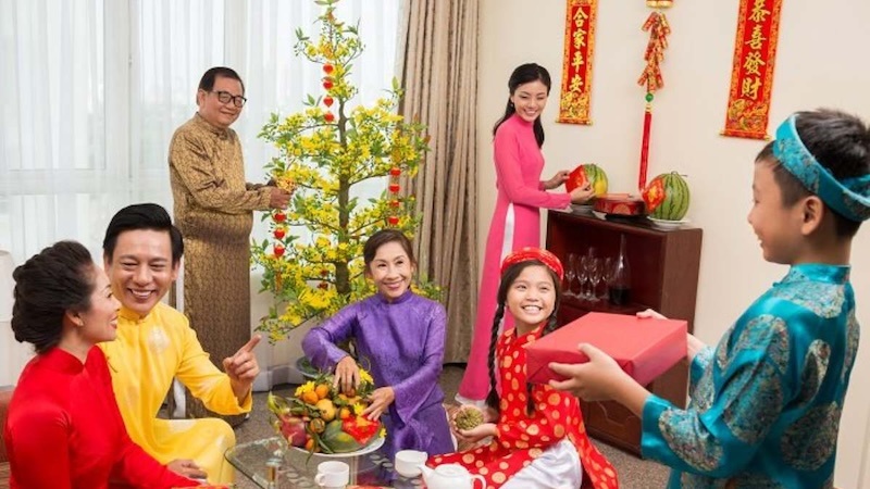 Chúc Tết là nét đẹp văn hóa truyền thống của người Việt