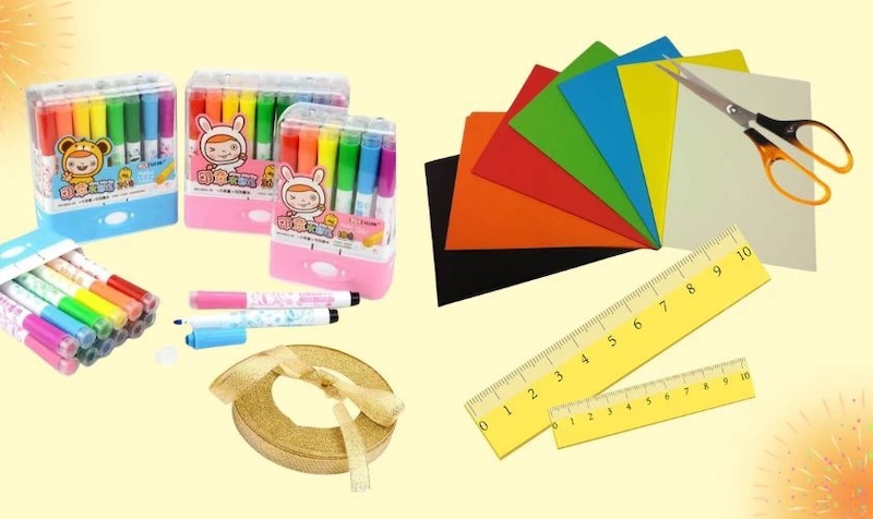 Các nguyên liệu cần thiết để thực hiện cách làm thiệp tết đơn giản