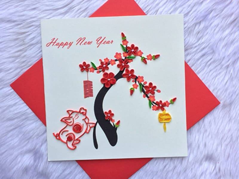 Viết lời chúc năm mới ý nghĩa vào tấm thiệp handmade