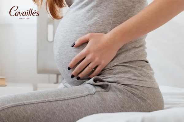 Dung dịch vệ sinh cho bà bầu có an toàn không?