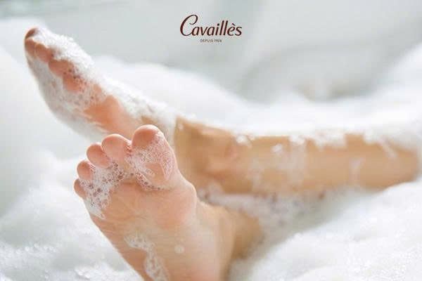 Vệ sinh vùng kín đúng cách trước khi quan hệ