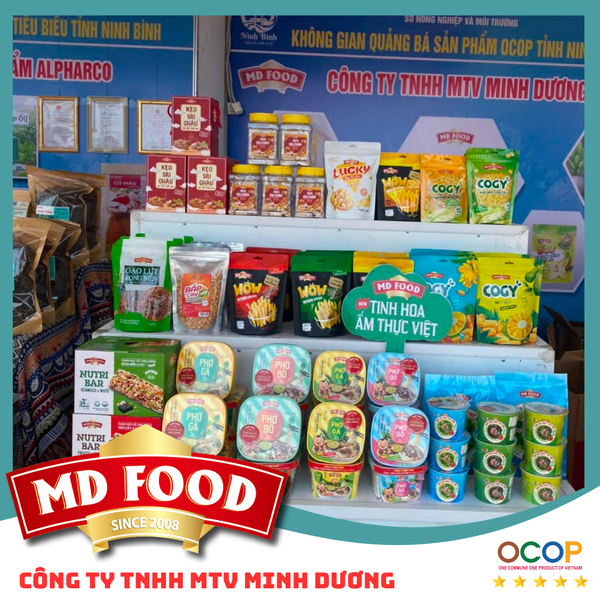 Gian hang trung bay san pham OCOP MD FOOD tai hoi cho