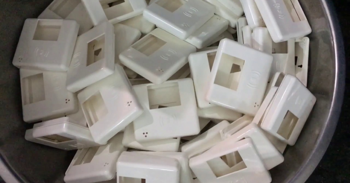 Nhựa ABS có an toàn không? Hướng dẫn chọn và sử dụng chuẩn