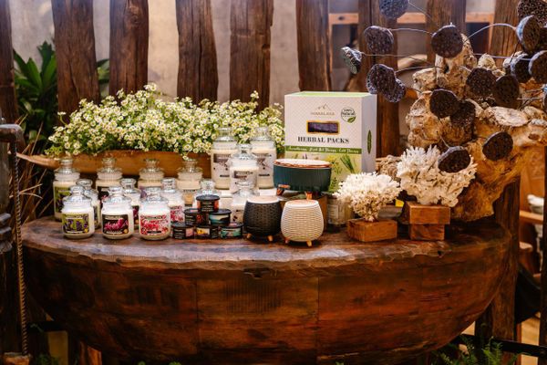 Thiền hành với không gian yên tĩnh