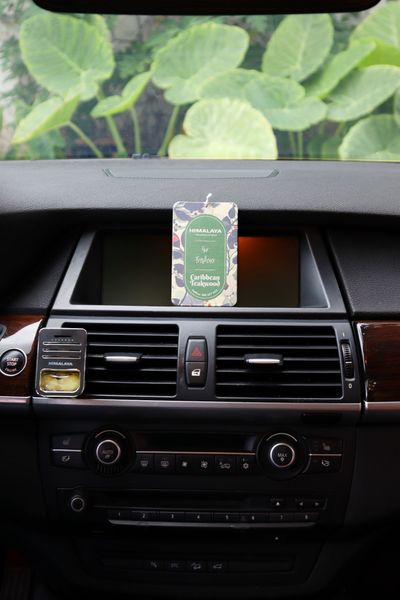 lá treo thơm cho không gian nhỏ