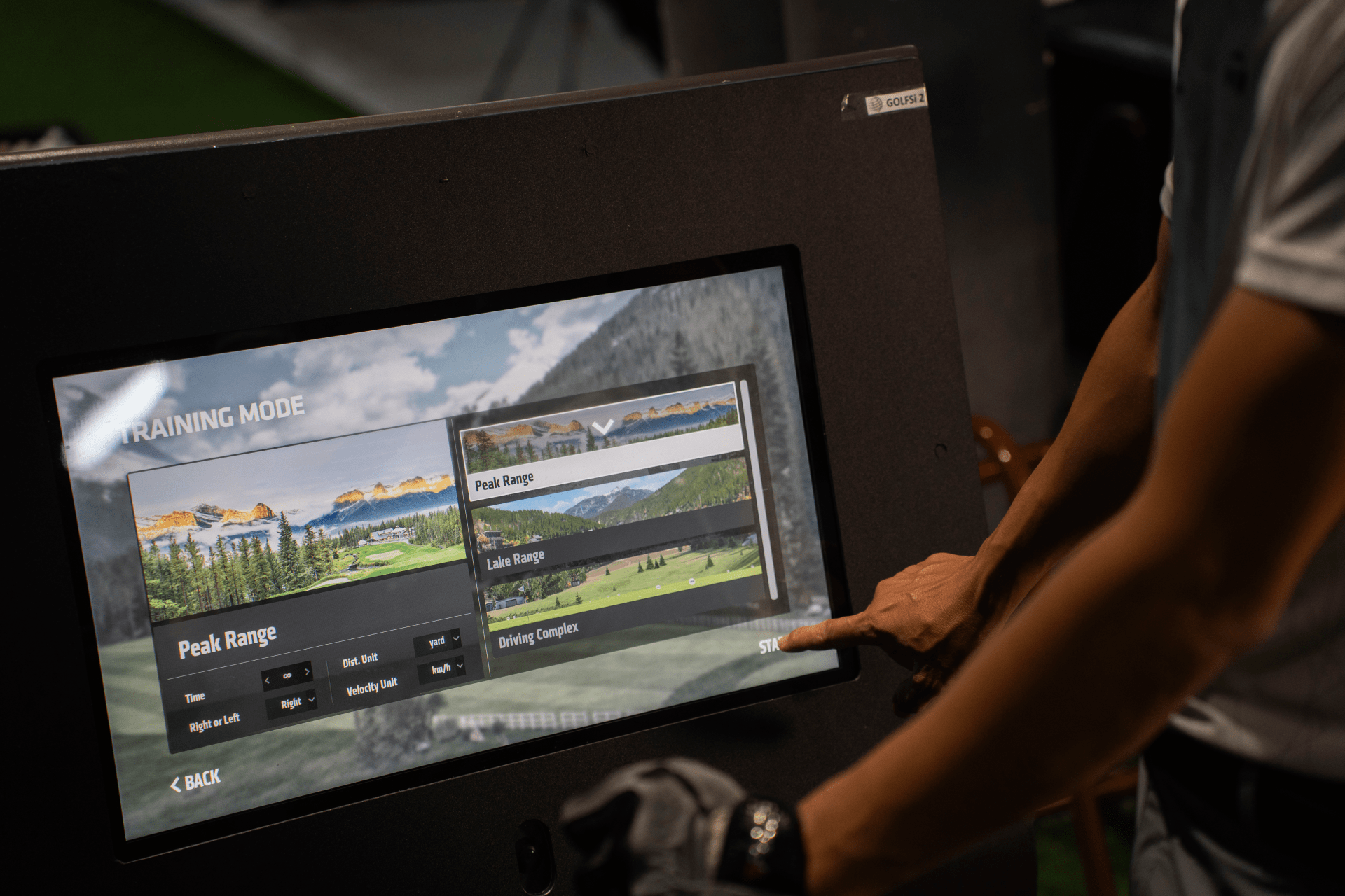 Hùng Anh T&C hợp tác cùng sân tập golf DNC Đà Nẵng