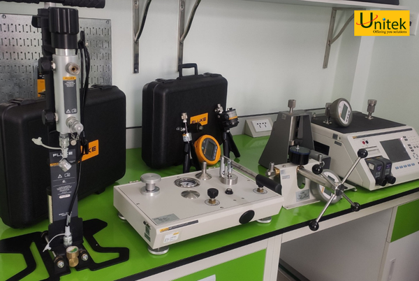 Unitek thiết bị Hiệu chuẩn áp suất