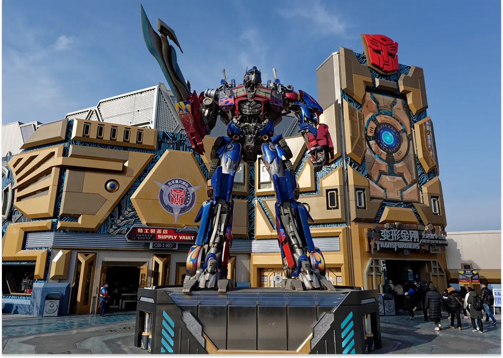 Robot Transformers khổng lồ tại Universal Bắc Kinh