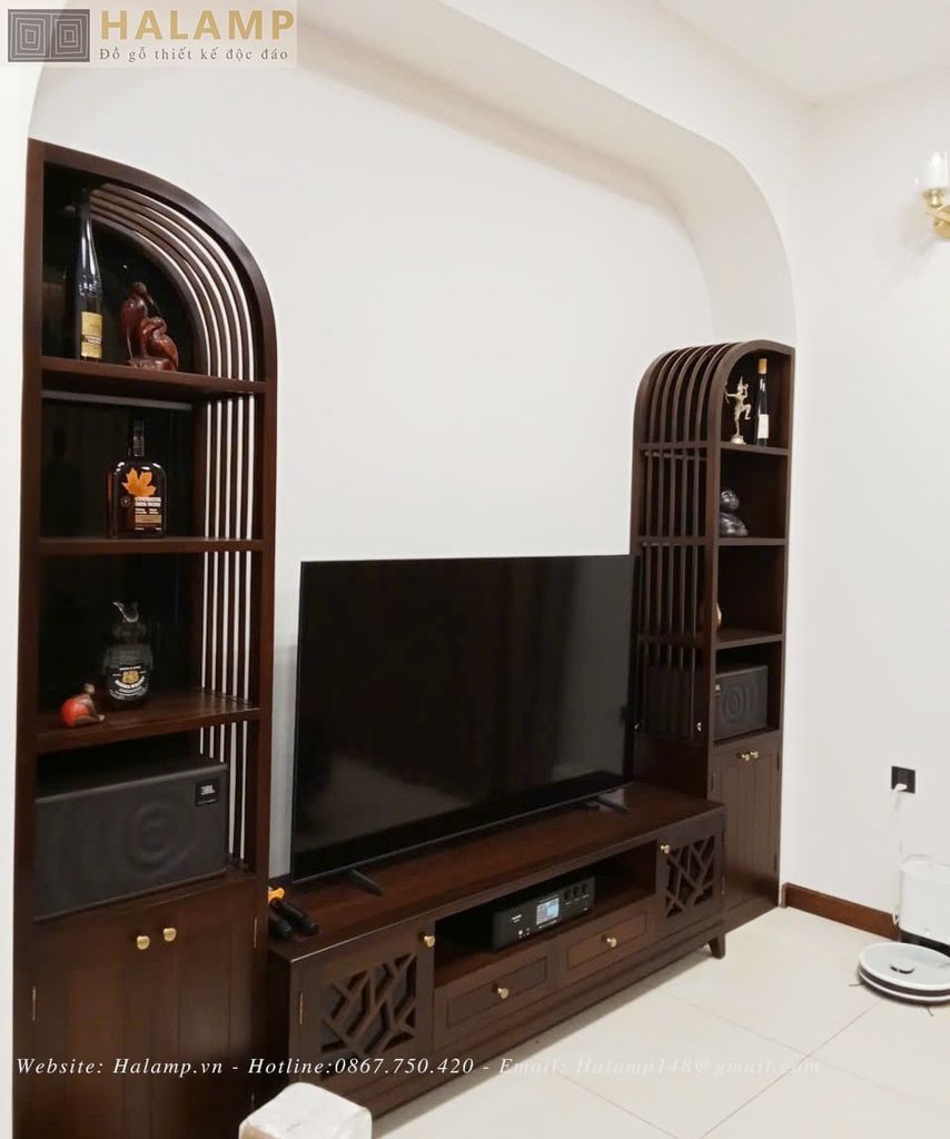 Hình ảnh thi công kệ ti vi gỗ Việt