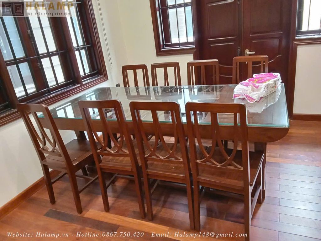 Hình ảnh thi công bàn ăn gỗ Việt