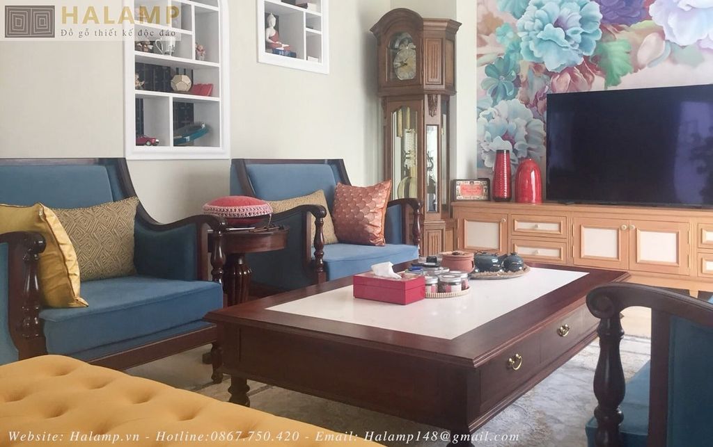 Mẫu sofa khung gỗ bọc vải phong cách indochine sang trọng