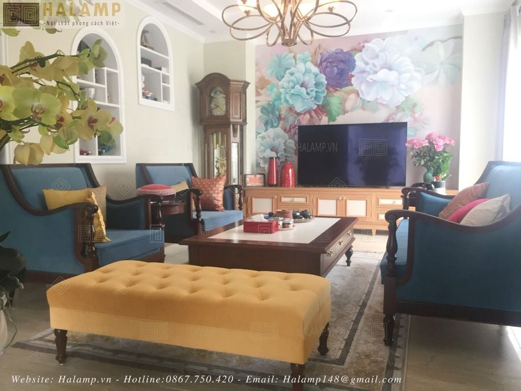 Mẫu sofa khung gỗ bọc vải phong cách indochine sang trọng