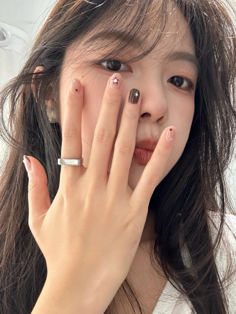 những mẫu nail đẹp cho móng ngắn