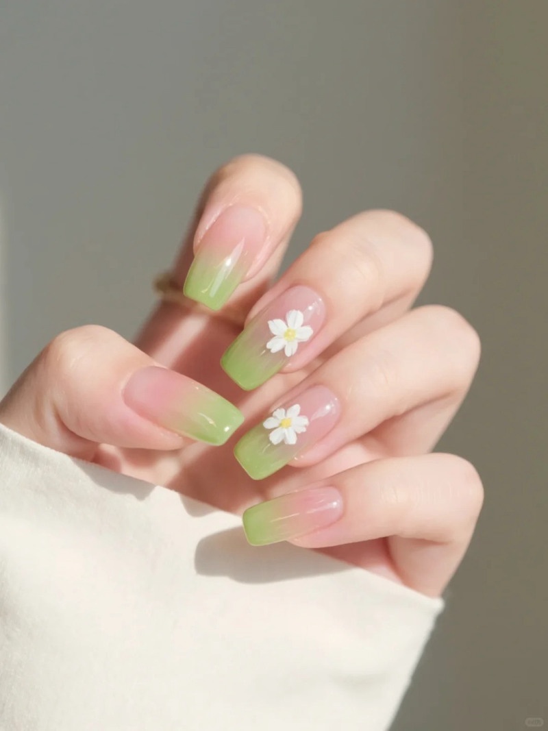 mẫu nail vẽ hoa đơn giản