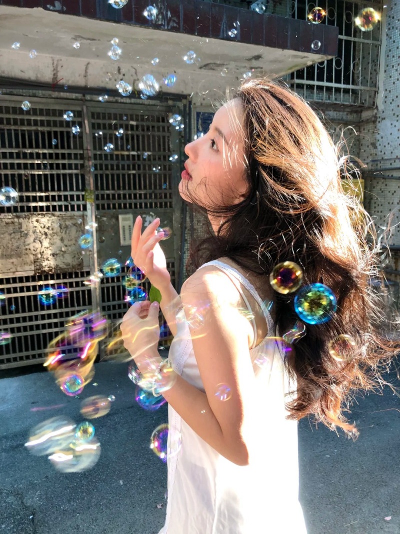 chụp ảnh với bong bóng xà phòng