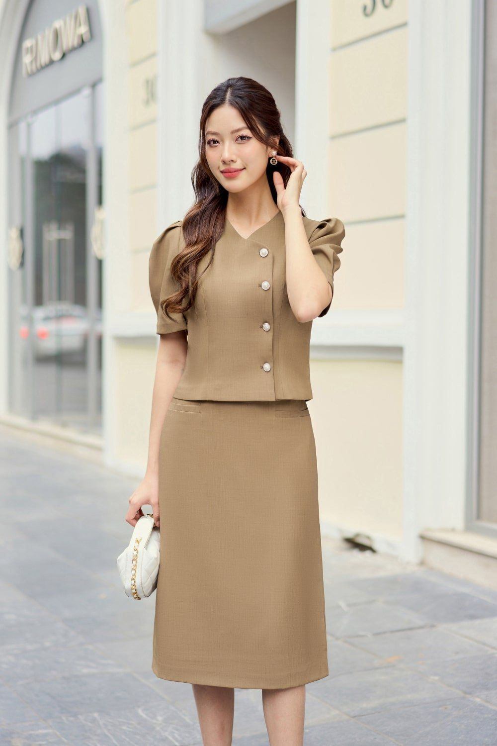 ao-peplum-la-gi-cach-phoi-do-voi-ao-peplum