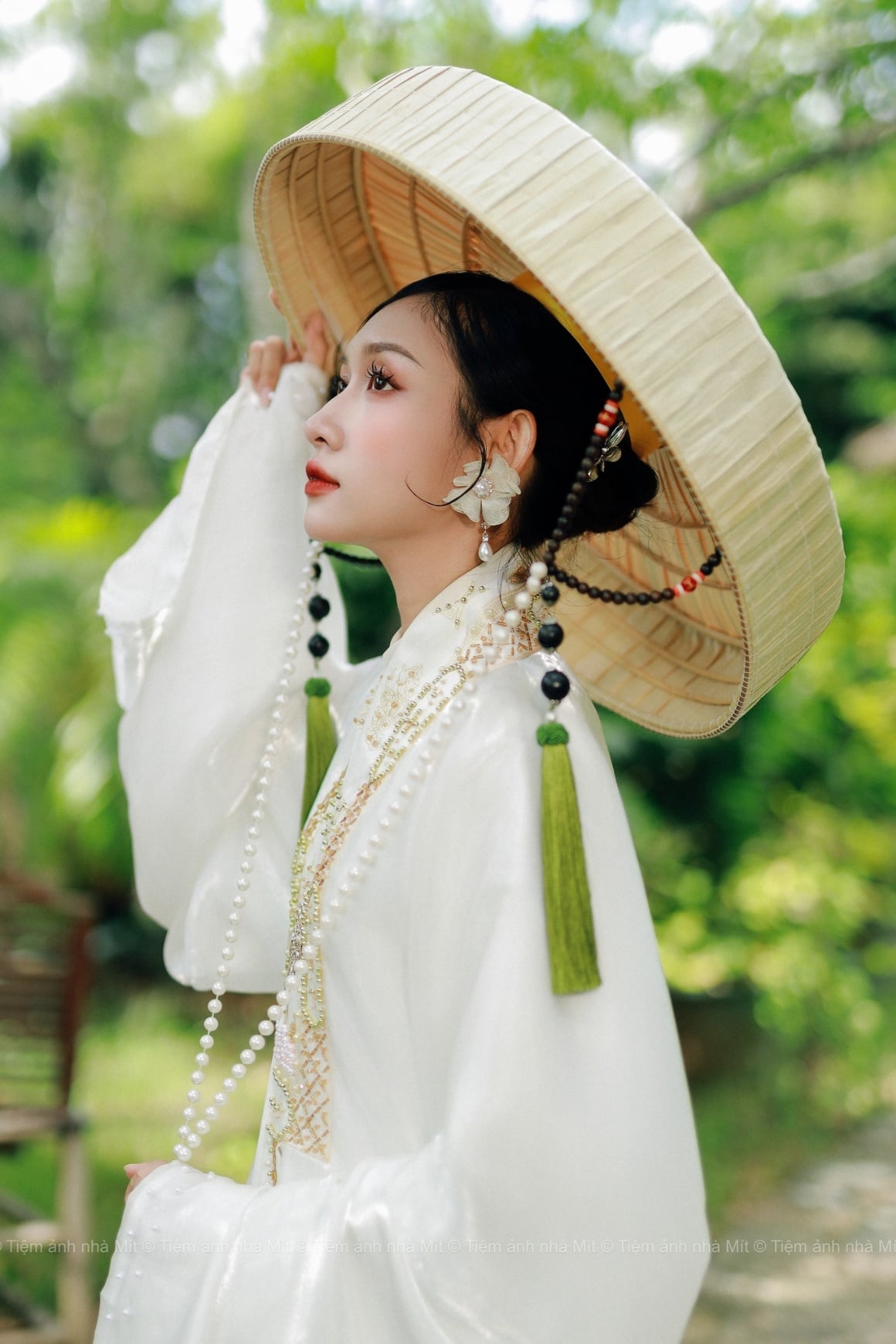 Vẻ Đẹp Chân Phương Và Hữu Dụng