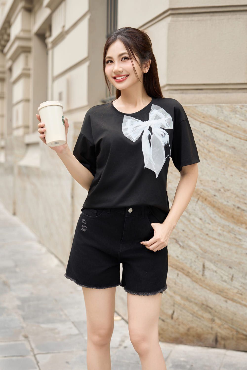 áo đen mặc với quần màu gì