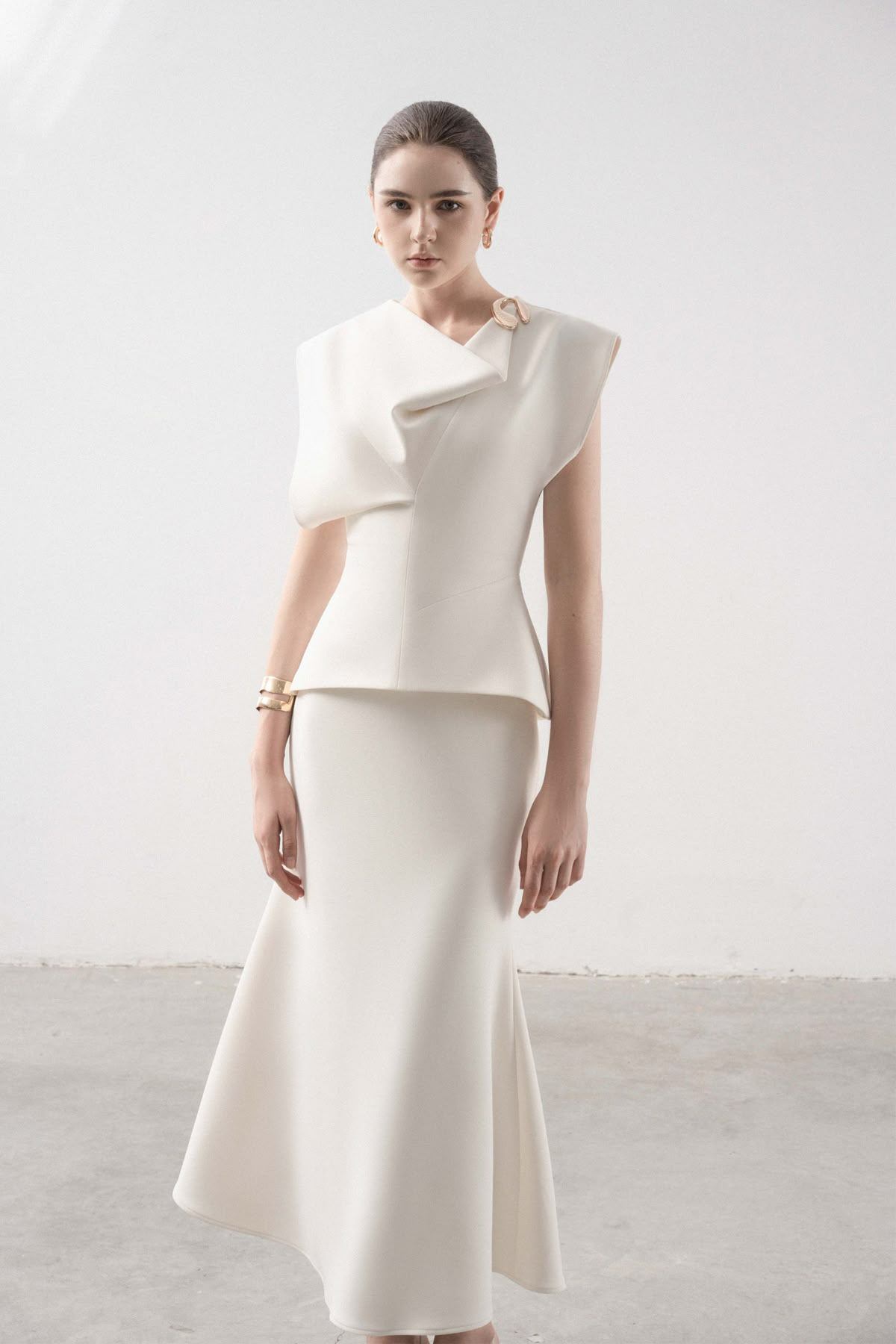 ao-peplum-la-gi-cach-phoi-do-voi-ao-peplum