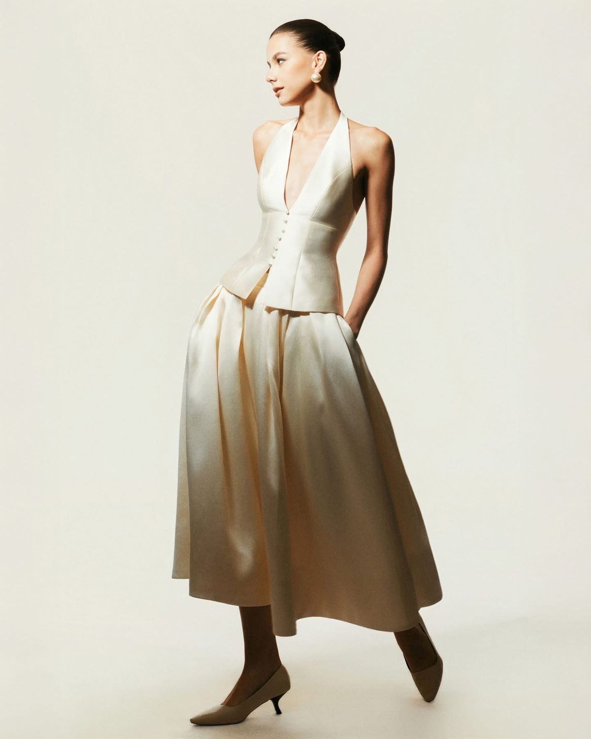 ao-peplum-la-gi-cach-phoi-do-voi-ao-peplum