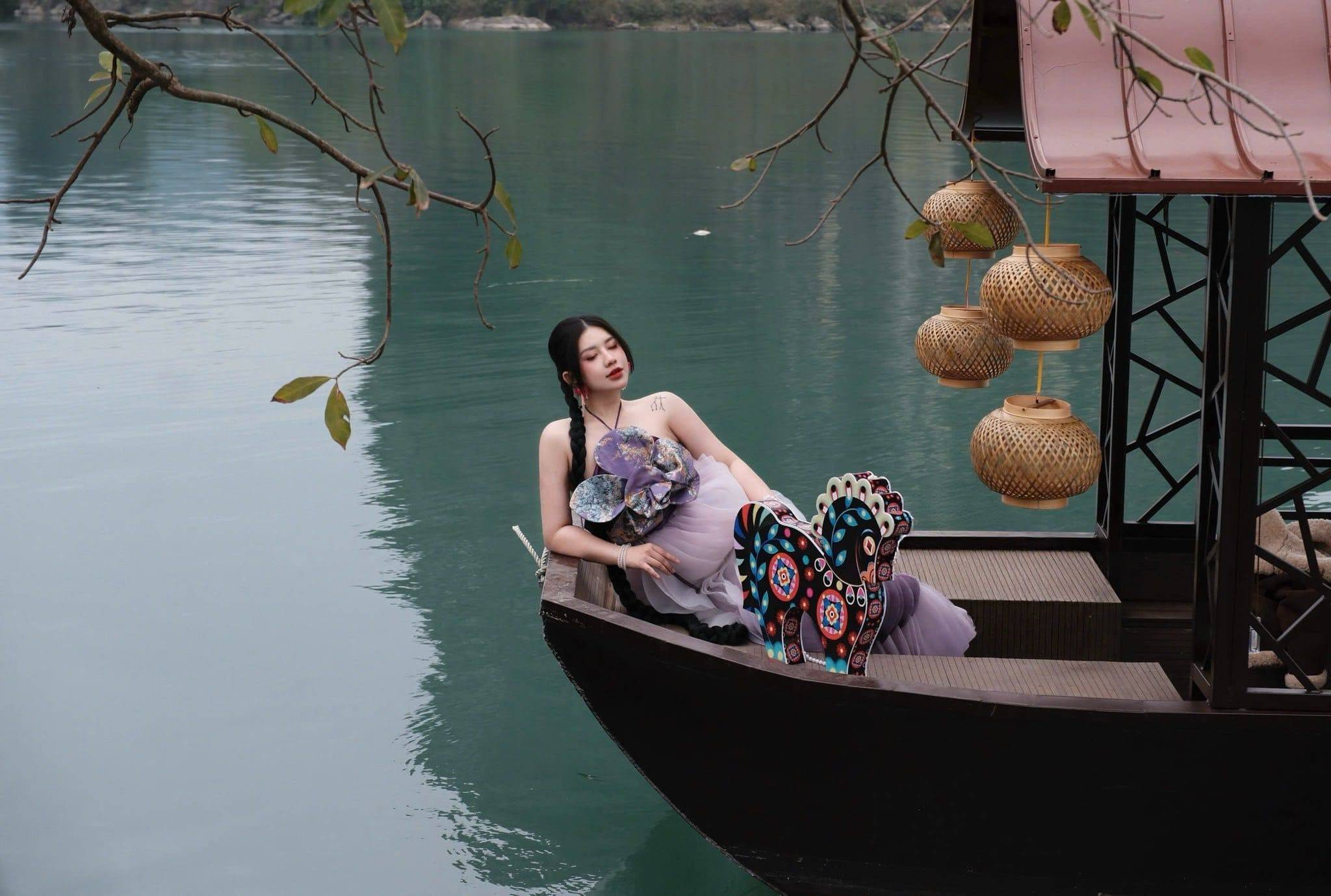 di-du-lich-trang-an-nen-mac-gi
