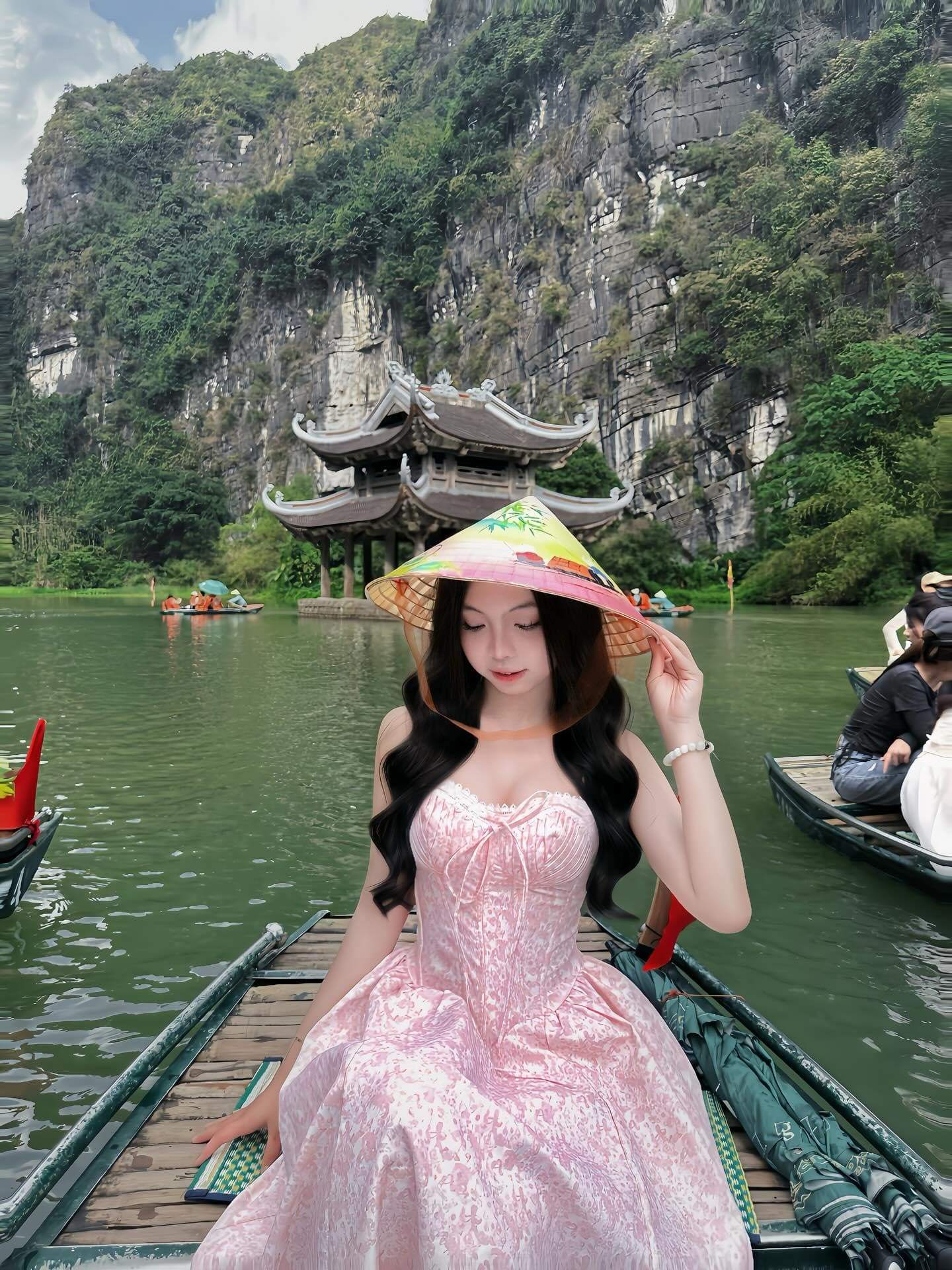 di-du-lich-trang-an-nen-mac-gi