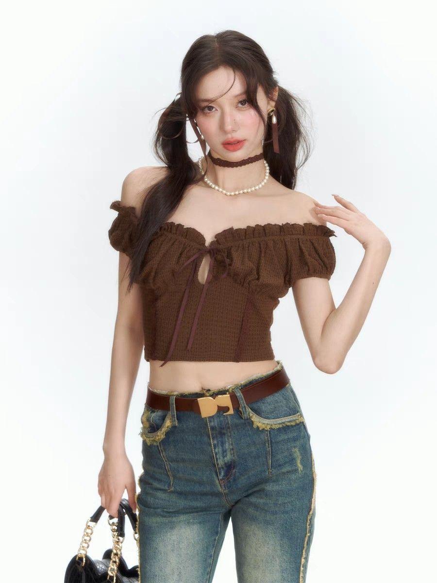 áo croptop mặc với quần gì