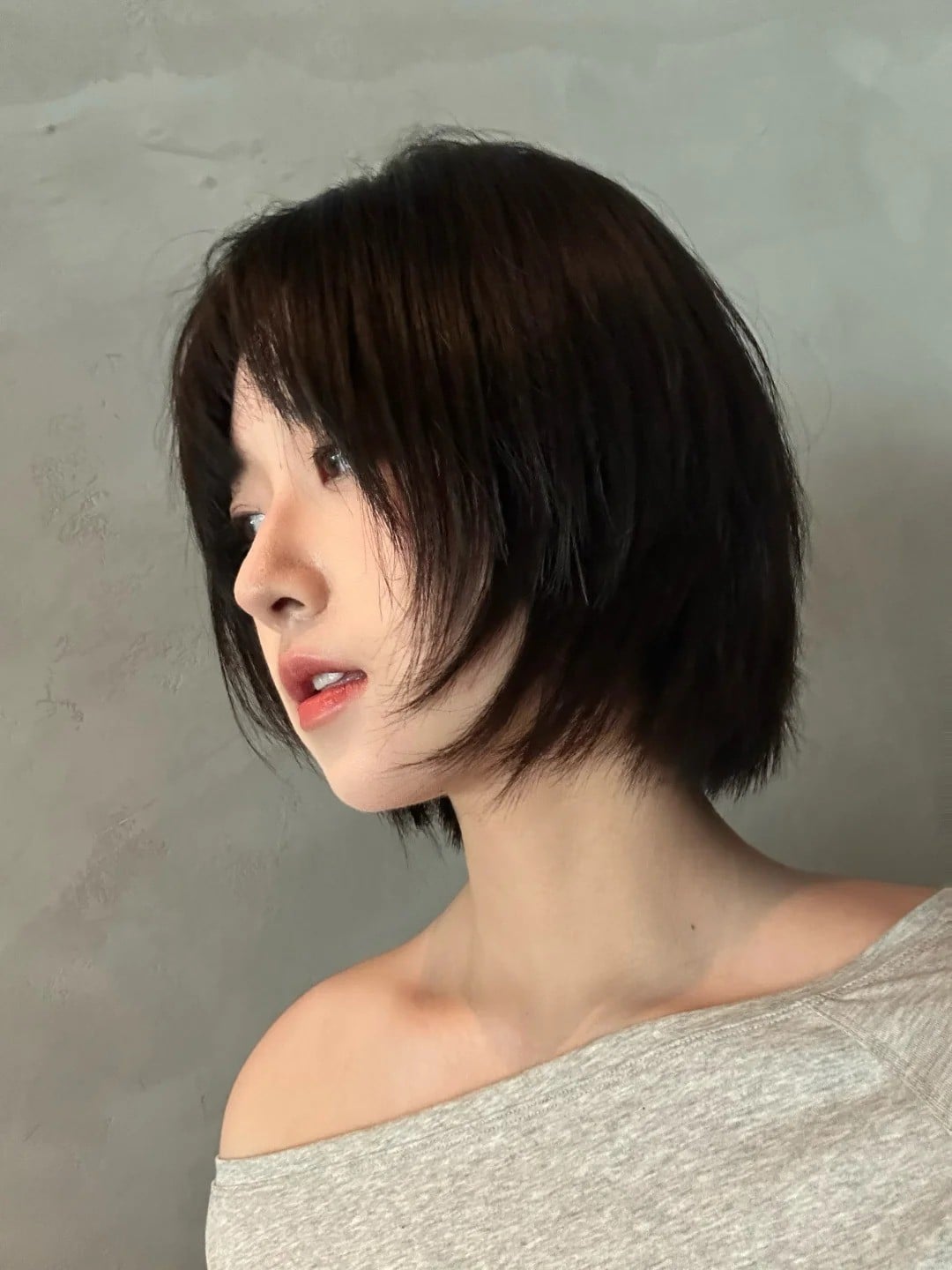 tóc ngắn đuôi bằng