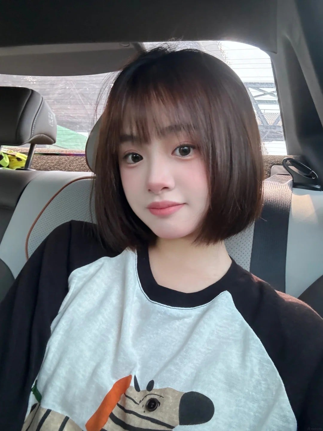 tóc bob ngắn cho mặt tròn