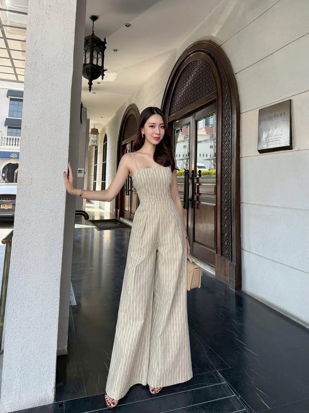chân cong mặc gì