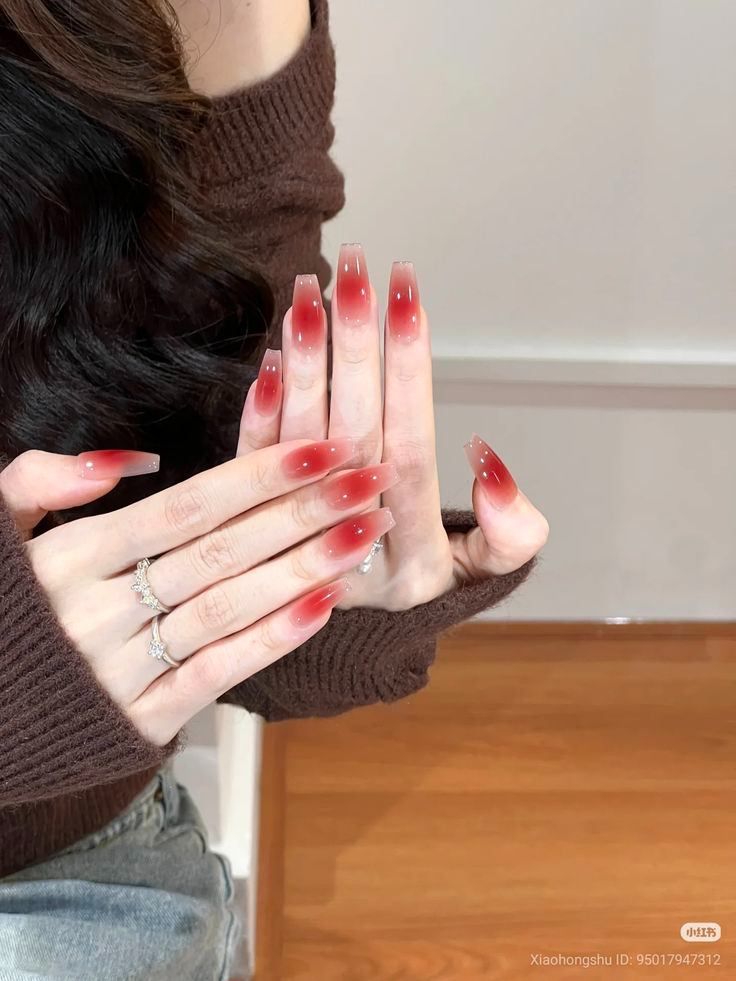 nail loang tạo hiệu ứng aura