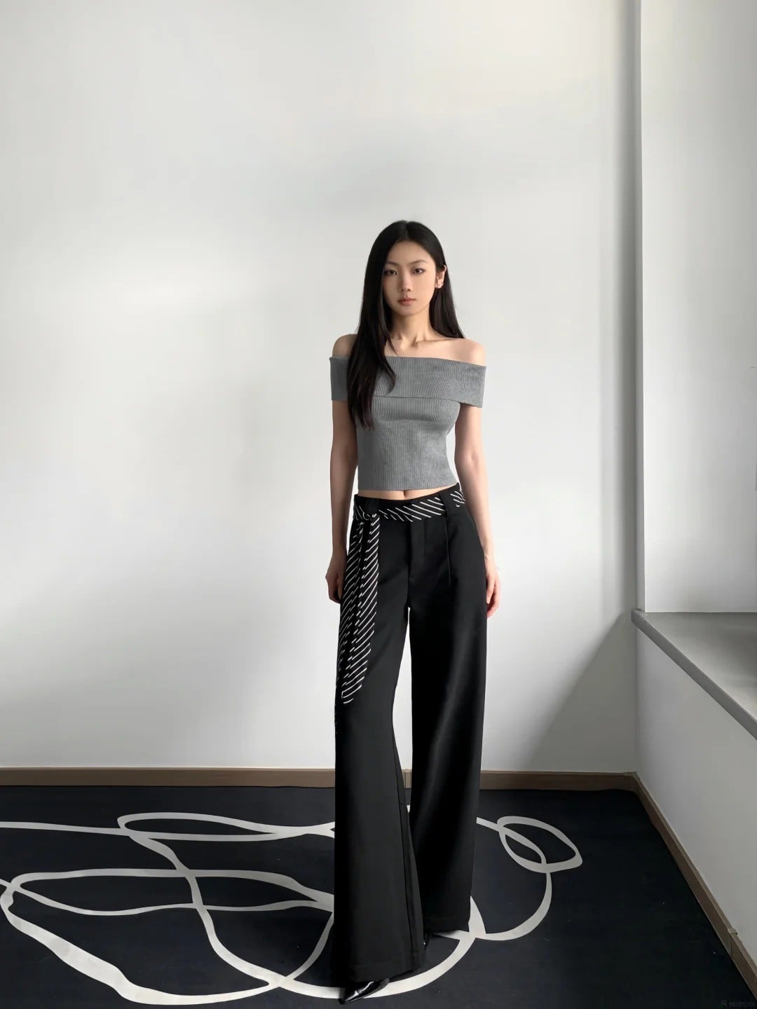 phối quần tây áo thun